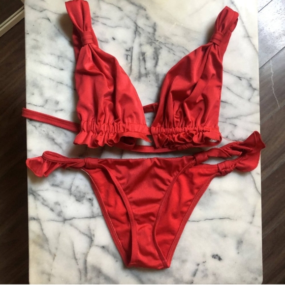 🌴ASOS DESIGN Red Ruffle Trim Bikini Set - Picture 2 of 4